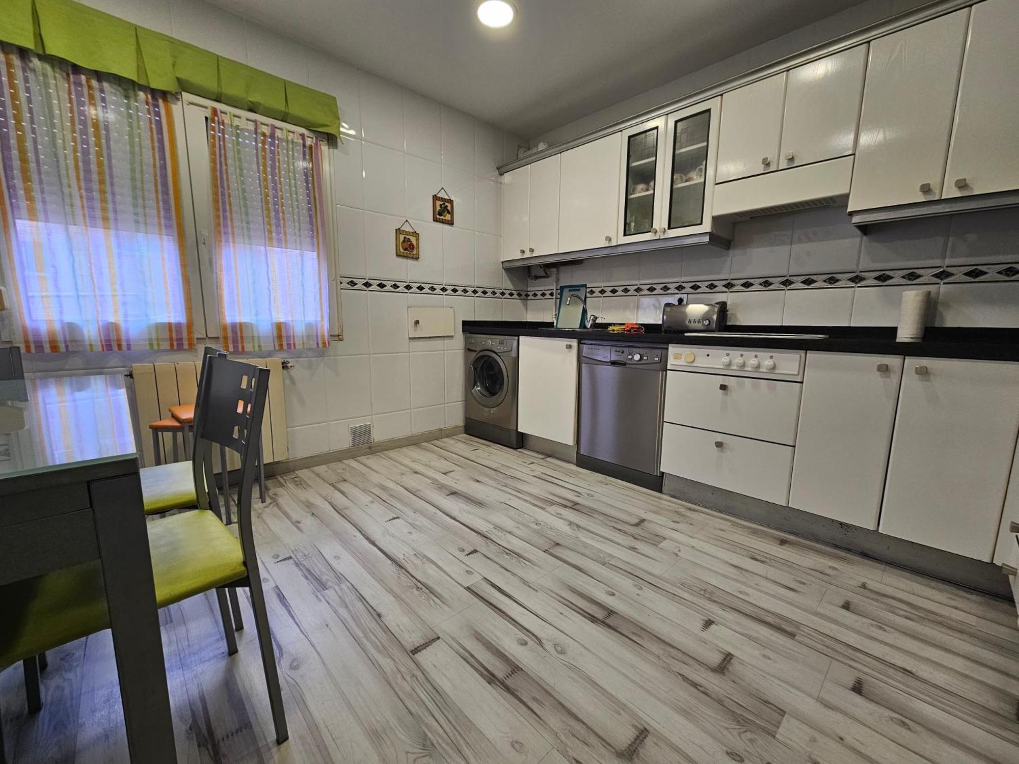 127A Apartamento 3 Habitaciones Cerca De La Playa Хіхон Екстер'єр фото